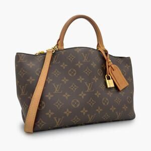 LOUIS VUITTON Petite Palais PM Monogram Canvas Shoulder Bag (Brown | M45900)